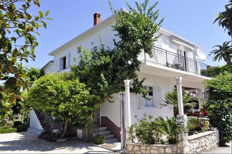 סרסר Vinka Apartment מראה חיצוני תמונה